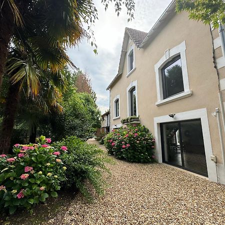 Demeure De Charme Vue Riviere Perigueux Piscine Parking Bed & Breakfast エクステリア 写真